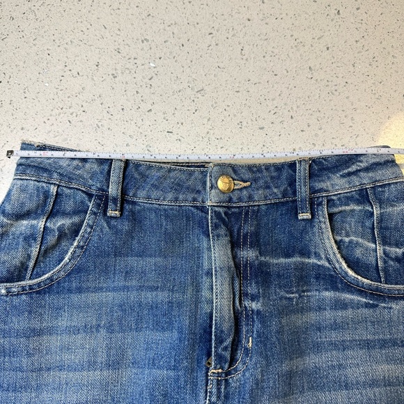 Vintage Guess Distressed Denim Mini Skirt! NWOT - Picture 11 of 14